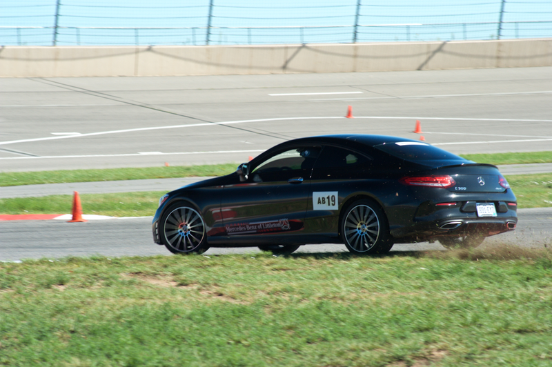 Illustration for article titled Here we have a Colorado driver employing an advanced driving technique known as "understeer"